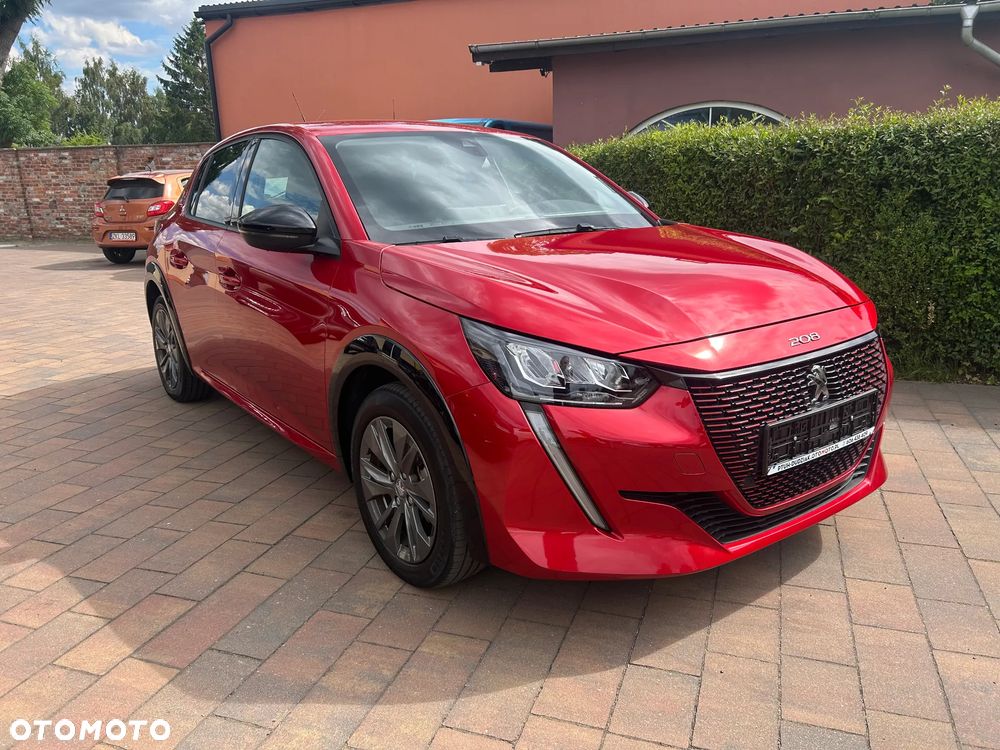 Peugeot 208 Elektromotor 136 Allure+ - 4