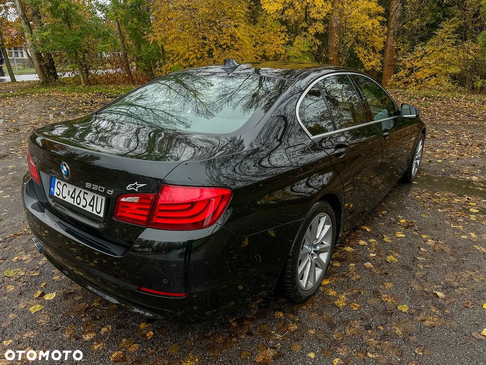 BMW Seria 5 530d xDrive - 5