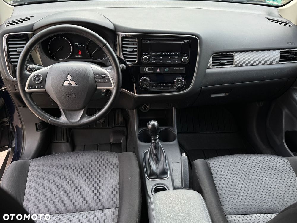 Mitsubishi Outlander 2.2 DID Intense - 13