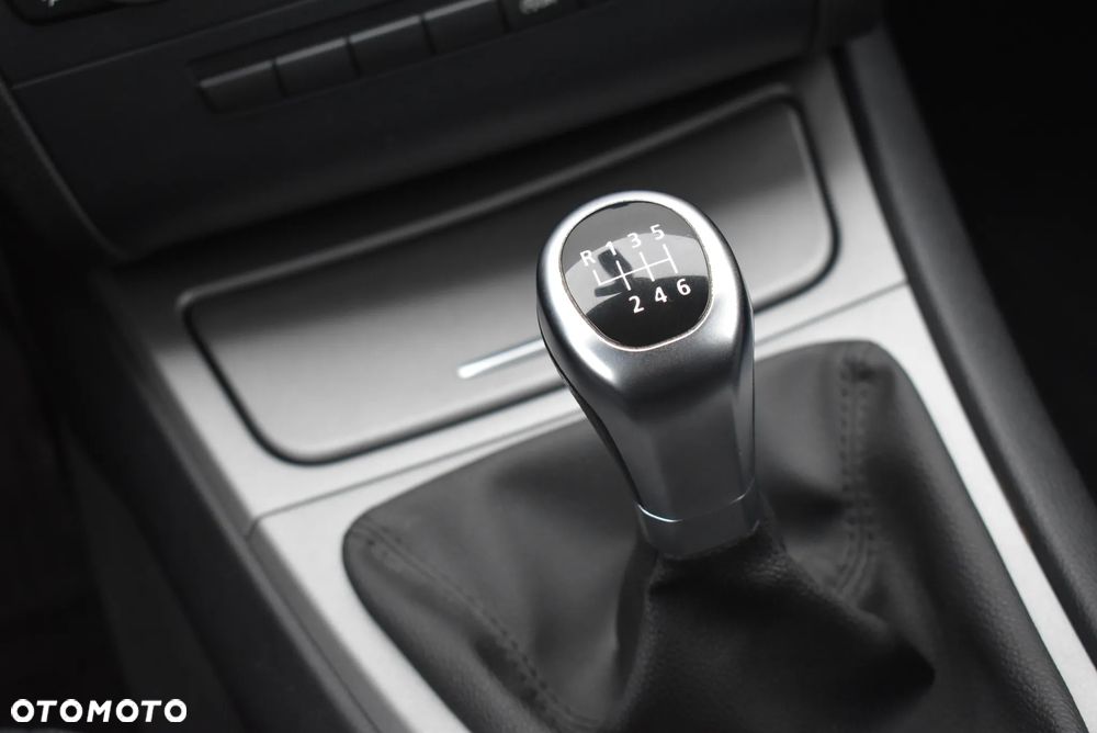 BMW Seria 1 116i - 13