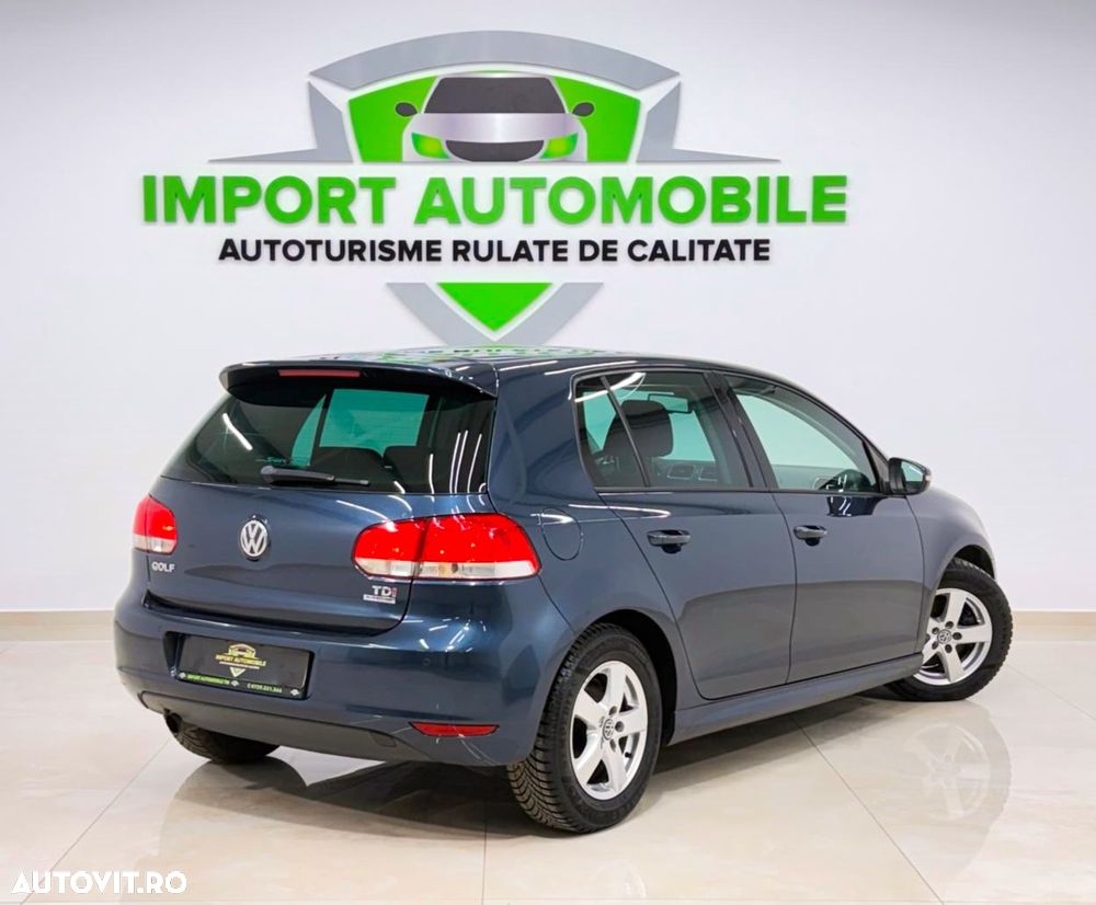 Volkswagen Golf 1.6 TDI DPF BlueMotion - 12