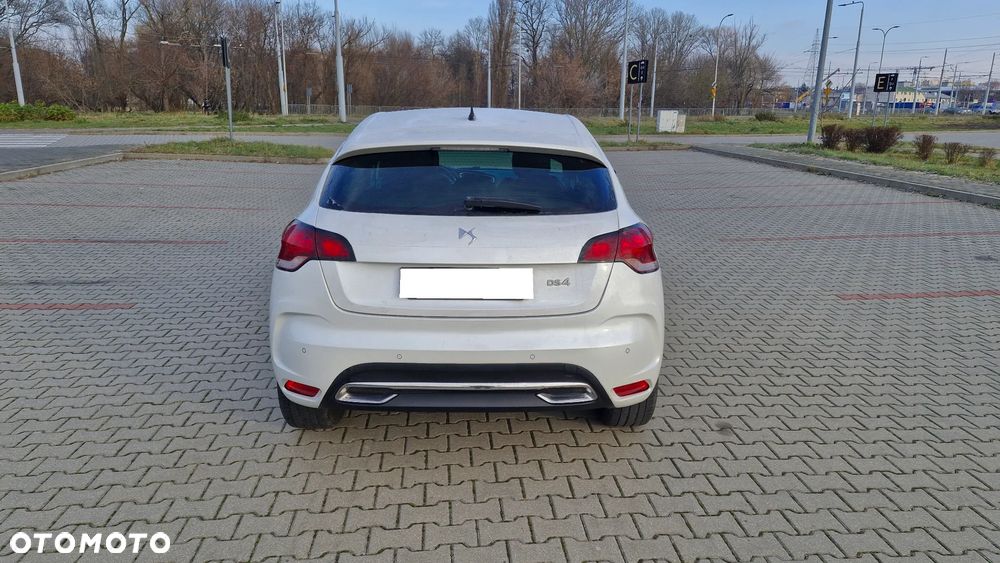 Citroën DS4 e-HDi 115 Chic - 7