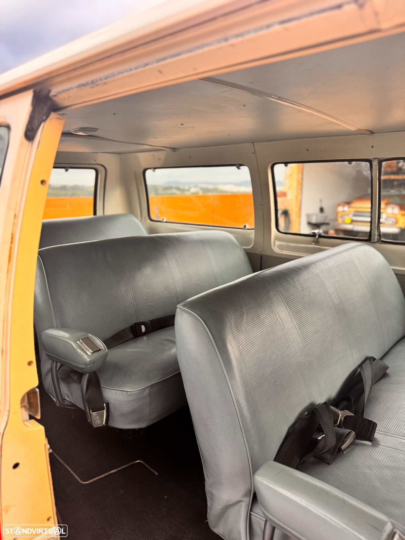 Dodge Van - 7