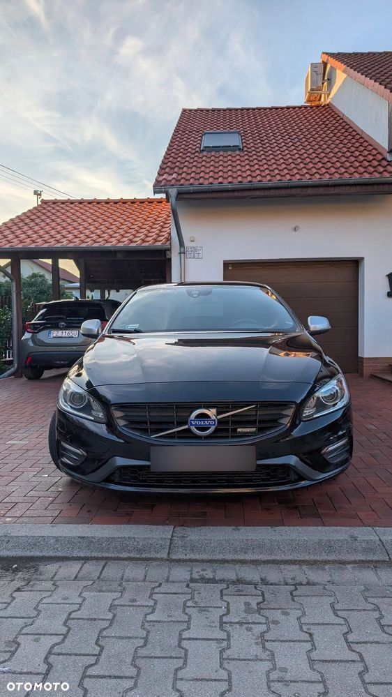 Volvo V60 D4 Drive-E R-Design Kinetic - 3