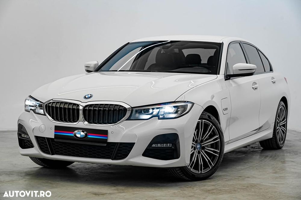 BMW Seria 3 330e Aut. M Sport - 1