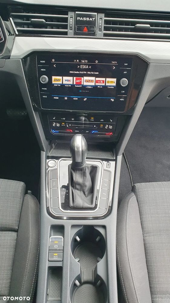Volkswagen Passat 2.0 TSI Business DSG - 20
