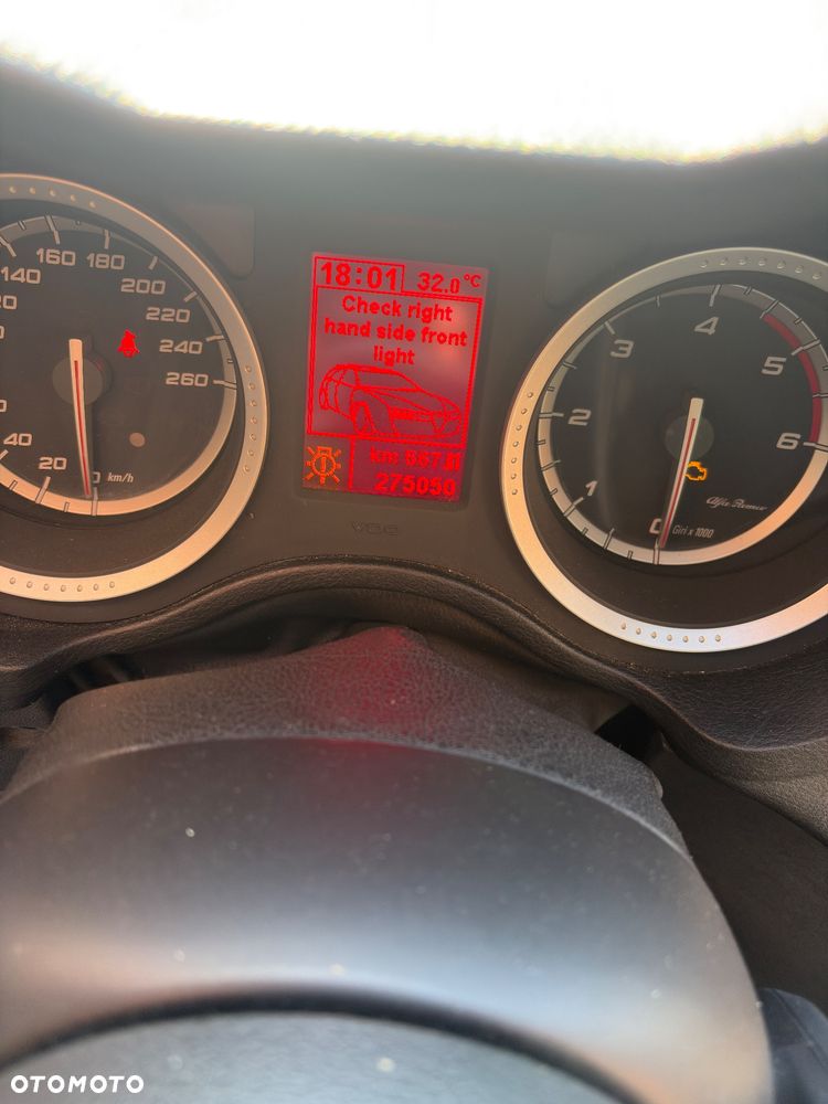 Alfa Romeo 159 2.4JTDM Sportiva - 10
