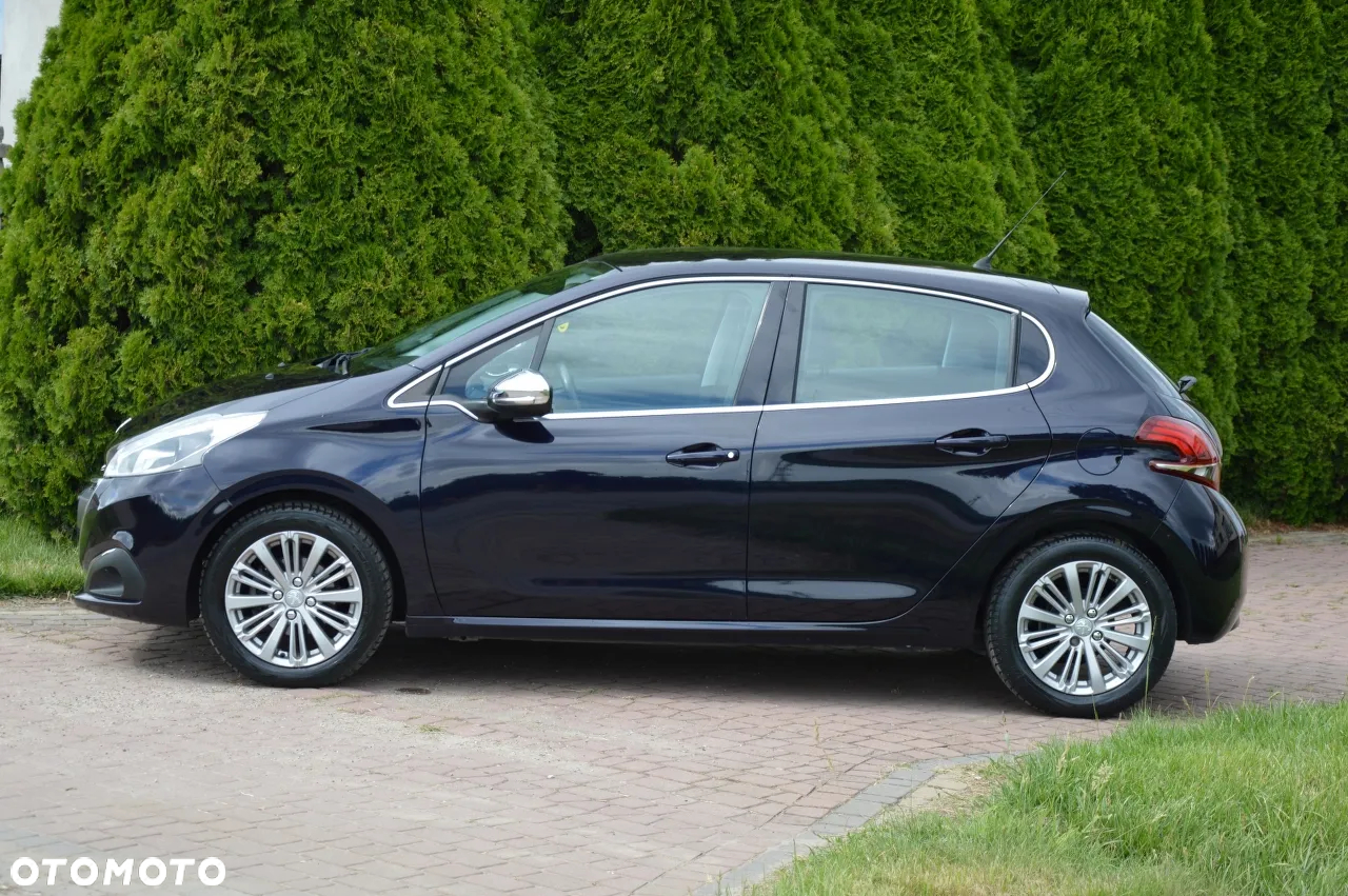 Peugeot 208 1.2 PureTech Allure - 4