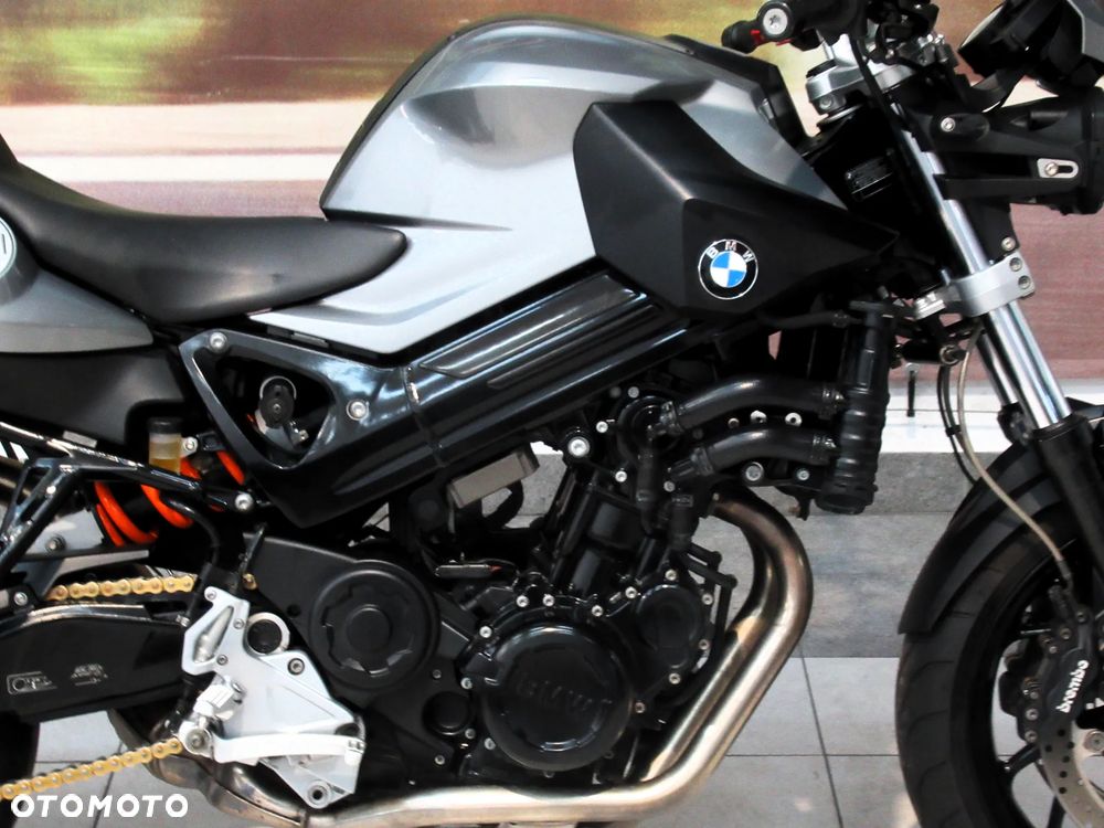 BMW F - 11