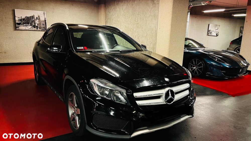 Mercedes-Benz GLA 250 4-Matic AMG Line - 1