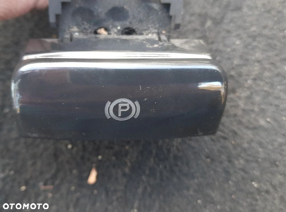 Włącznik przycisk hamulca ręcznego C4 Picasso 96597938 zd Mechanizm elektryczny Hamulca ręcznego Citroen C4 Picasso 9685367580 a2c53092224 0204280109 - 2