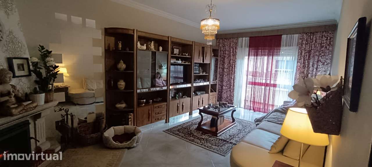Excelente Apartamento T3 em Ótimo Estado – Localização Privilegiada - Grande imagem: 3/28