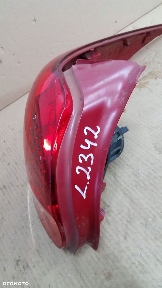 peugeot 207 sw kombi lampa lewa tył 9680157980 - 3