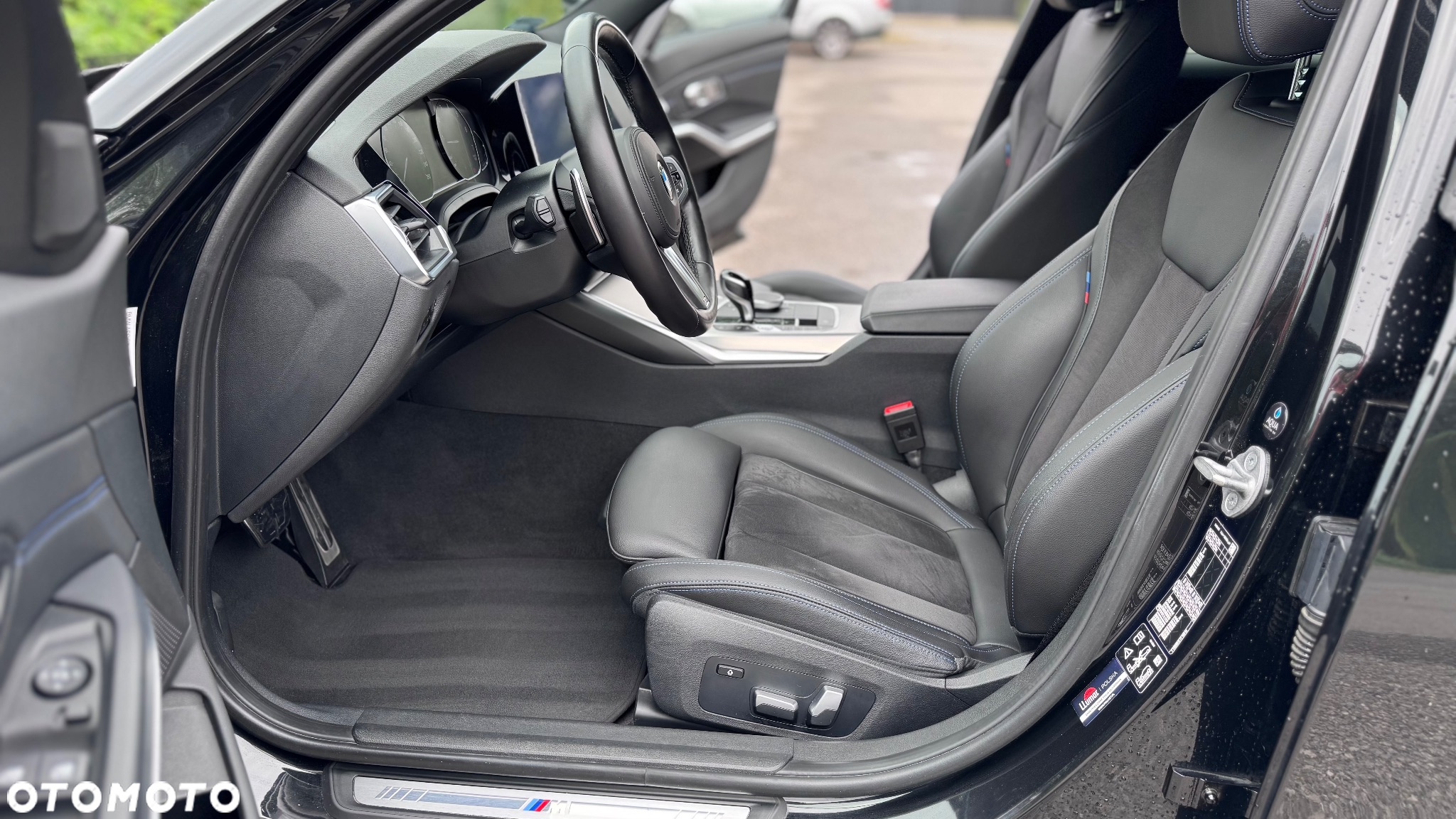 BMW Seria 3 320i M Sport - 10