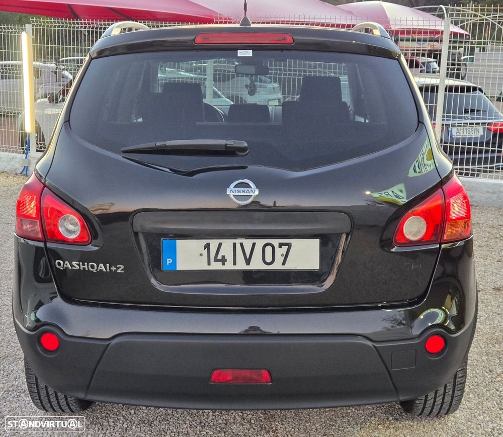 Nissan Qashqai +2 - 6
