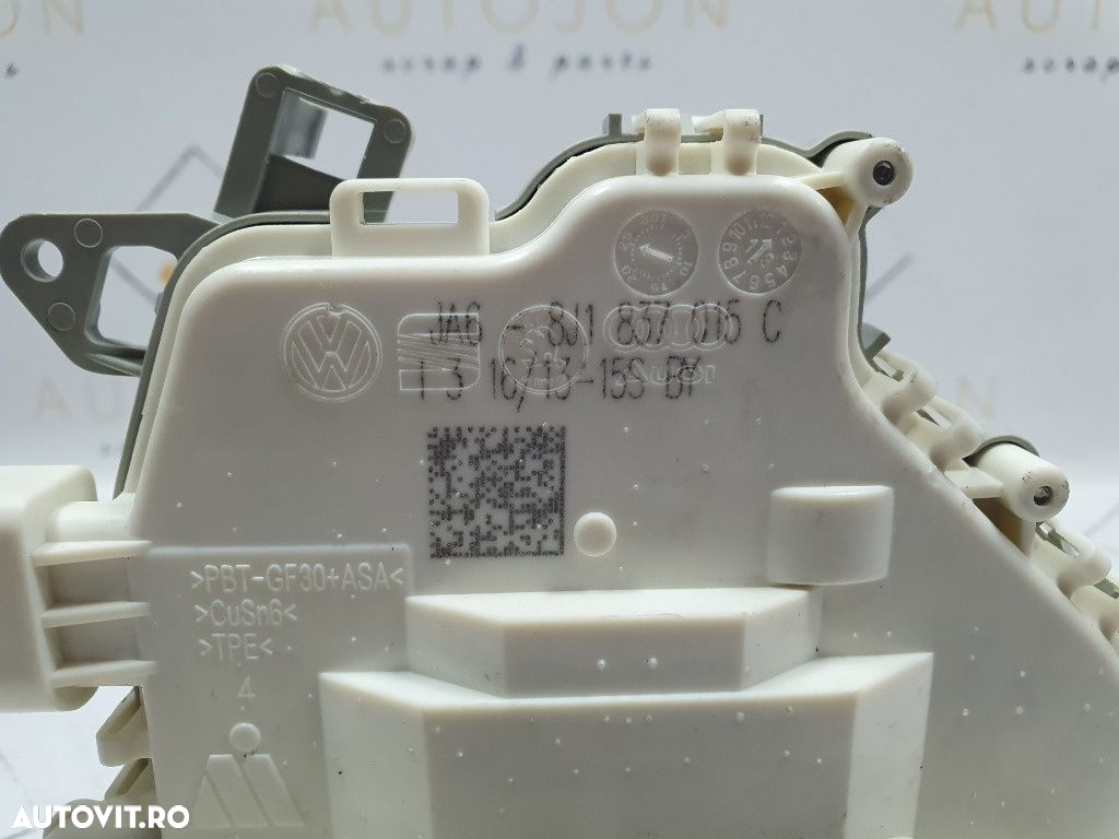 Broasca usa stanga AUDI A6 IV Avant 4G5, C7, 4GD 2011 - 2018 3.0 TDI CTCB, CZVD 8J1837015C - 2