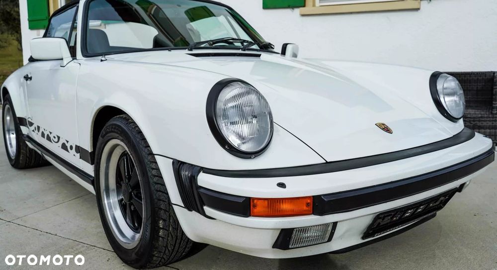 Porsche 911 - 9