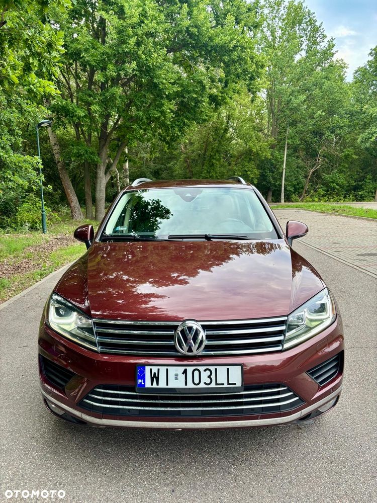 Volkswagen Touareg - 1