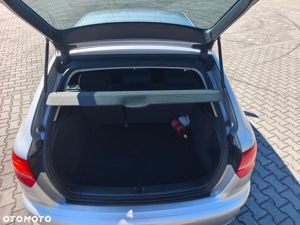 Audi A3 Sportback - 8