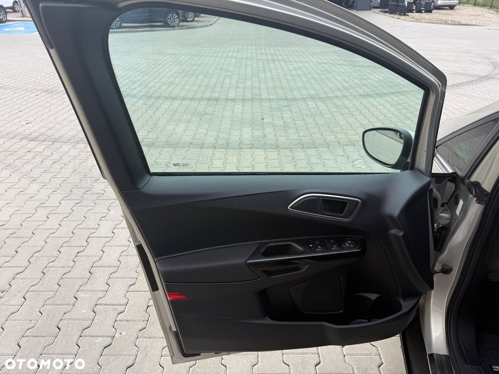 Ford B-MAX 1.6 Titanium - 24