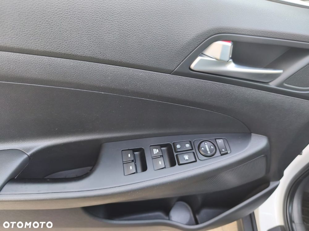 Hyundai Tucson 1.6 GDi 2WD Pure - 9