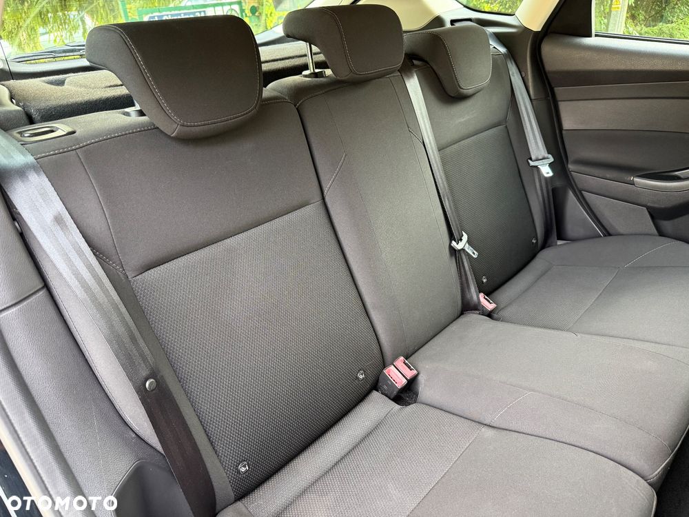 Ford Focus - 25