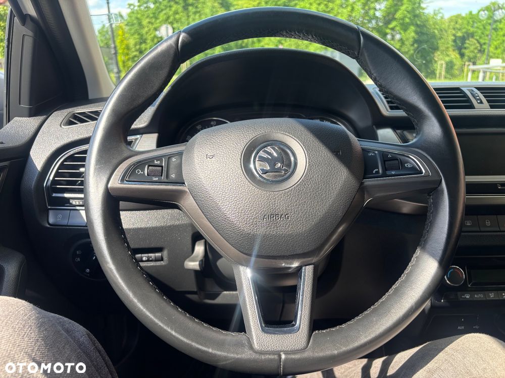 Skoda Fabia 1.0 MPI Joy - 29