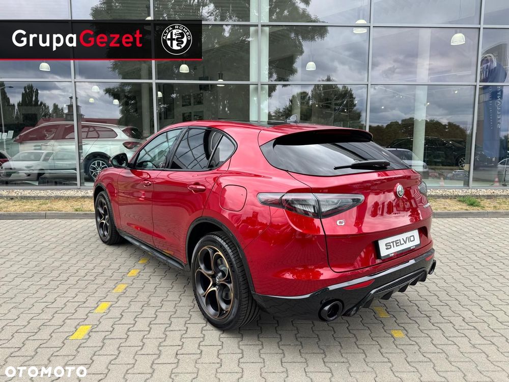 Alfa Romeo Stelvio - 3