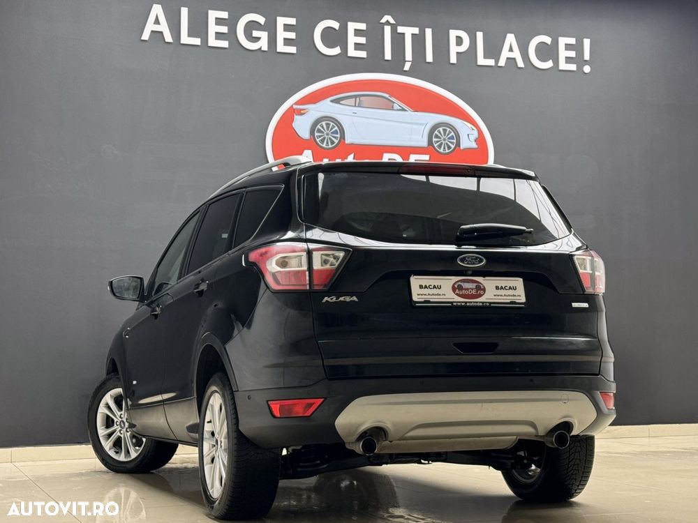 Ford Kuga - 4
