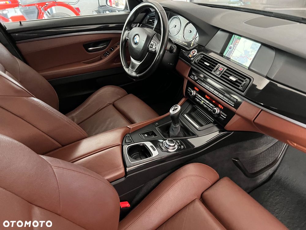 BMW Seria 5 520d Edition Fleet Exclusive - 26