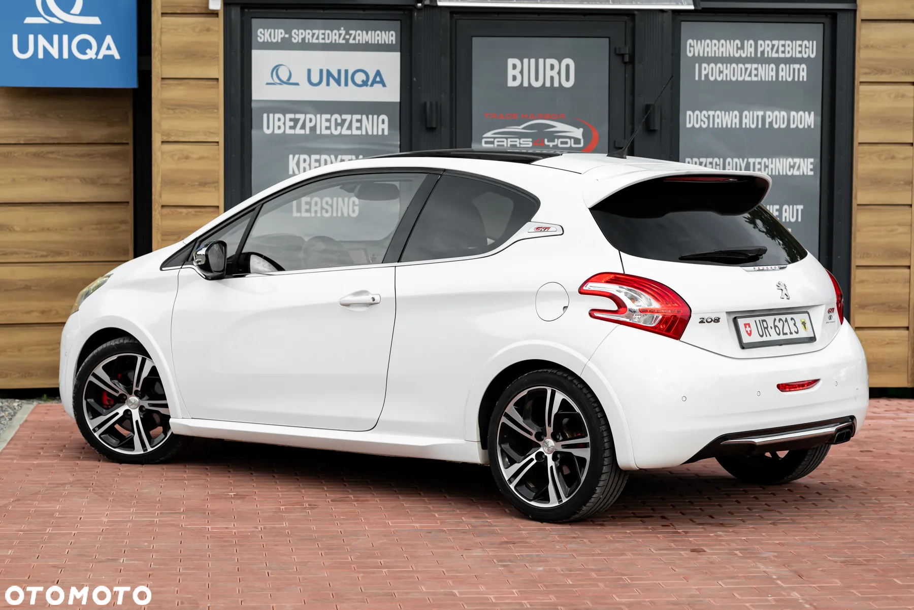 Peugeot 208 1.6 THP GTi - 10