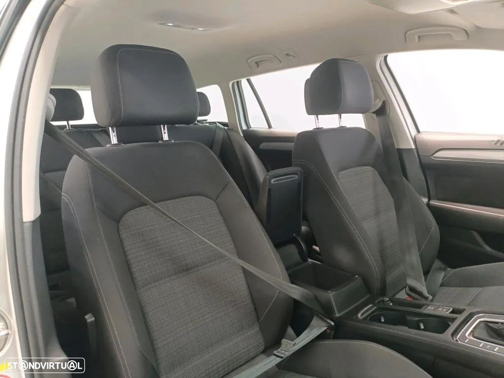 VW Passat Variant 2.0 TDi Confortline DSG - 7