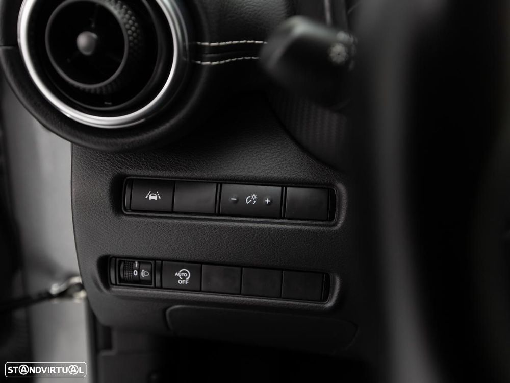 Nissan Juke 1.0 DIG-T N-Connecta DCT - 14