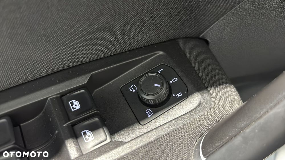 Volkswagen Touran 2.0 TDI BMT Comfortline DSG - 20
