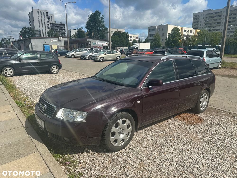 Audi A6 Avant 2.4 - 9