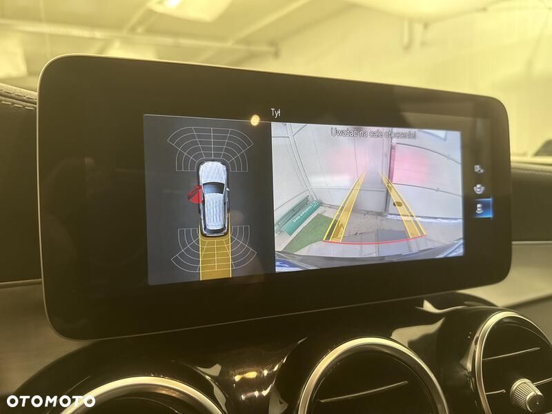 Mercedes-Benz GLC - 17