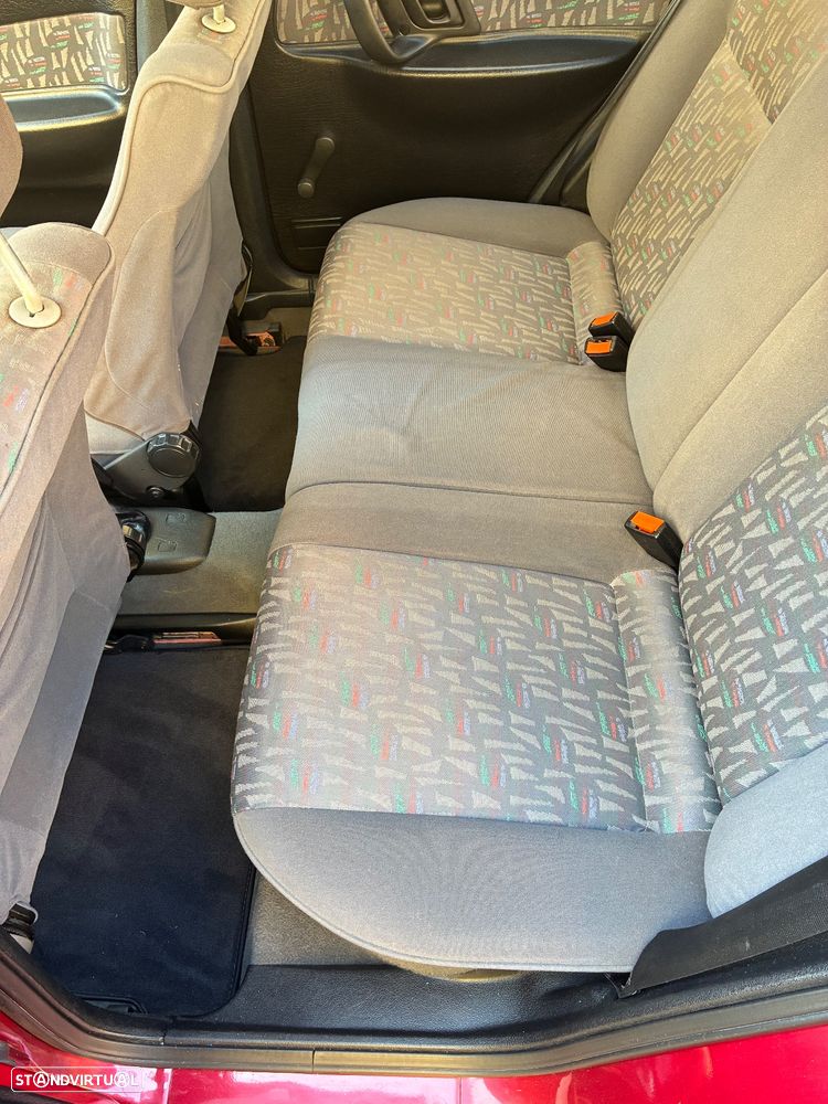 SEAT Cordoba 1.4i - 17
