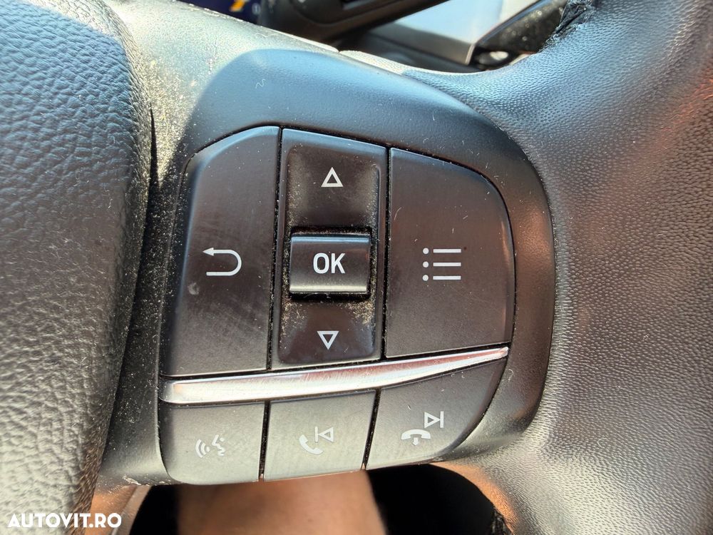 Ford Kuga 2.5 Duratec FHEV FWD Trend - 38