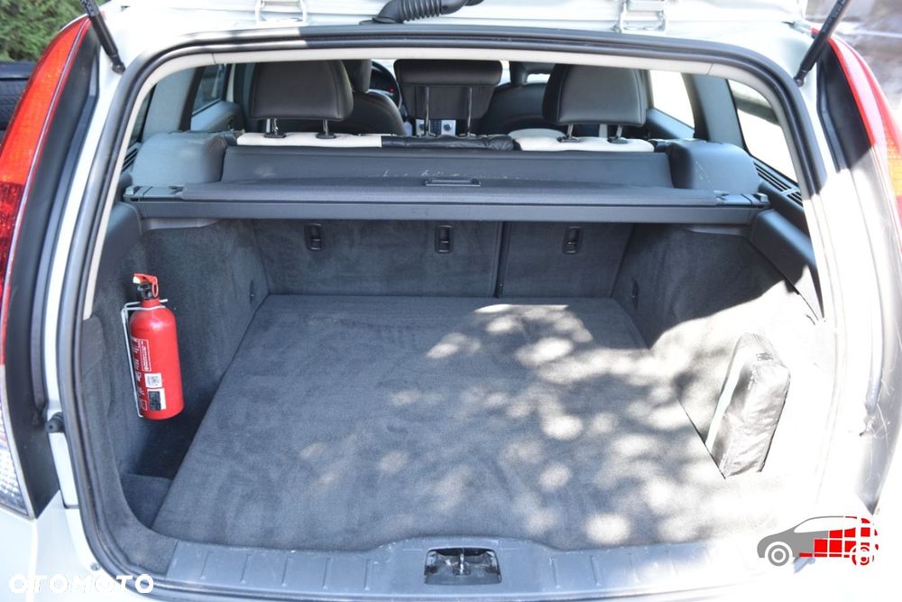 Volvo V50 - 19