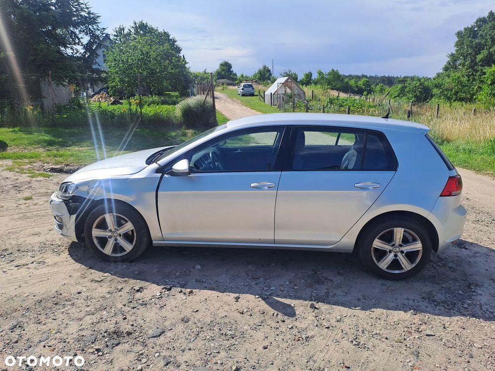 Volkswagen Golf 1.6 TDI Trendline - 6