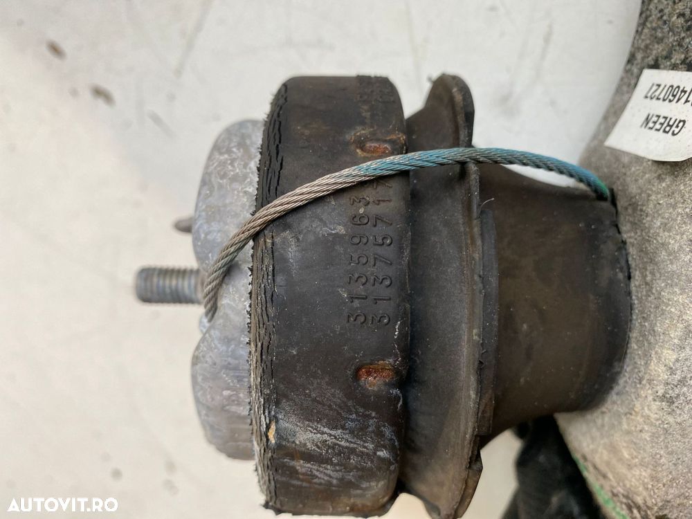 Tampon motor distributie dreapta VOLVO V40 2012+ 31359635 31375717 31460937 - 2