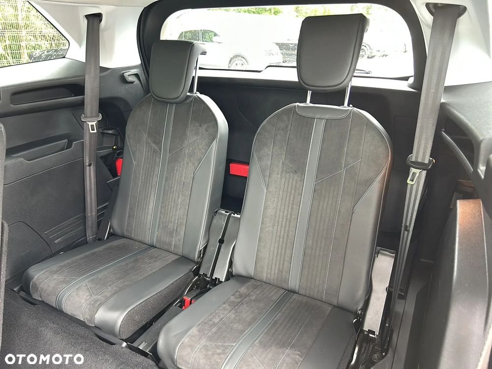 Peugeot 5008 - 10