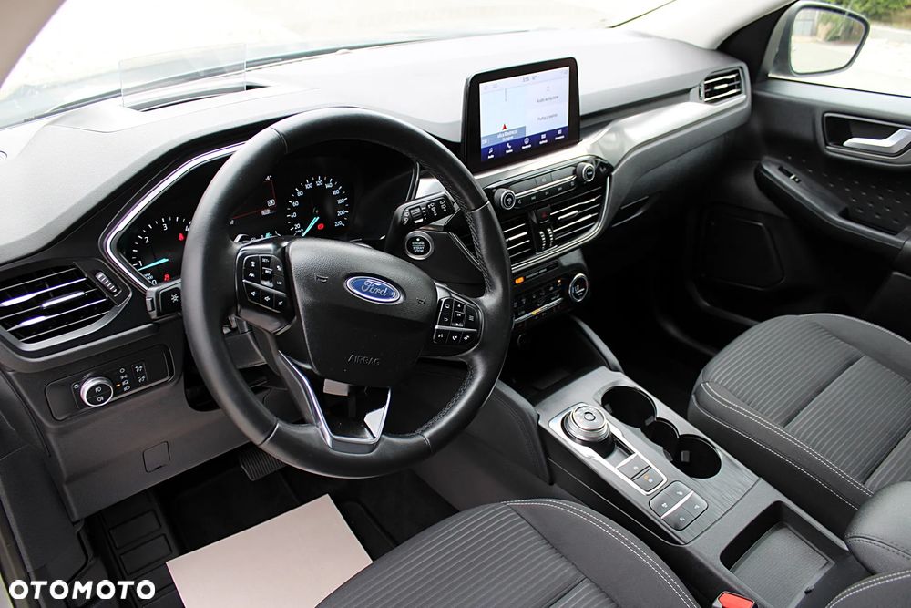Ford Kuga 2.0 EcoBlue 4x4 TITANIUM - 16
