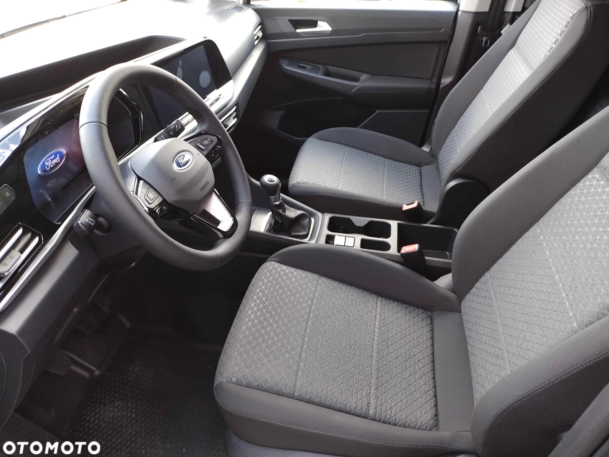 Ford Transit Connect - 6