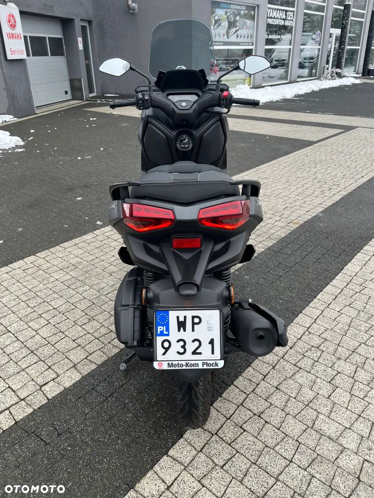 Yamaha X-max - 7