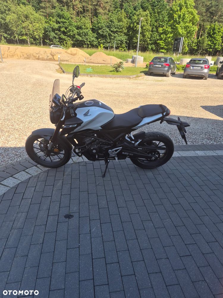Honda CBR - 3