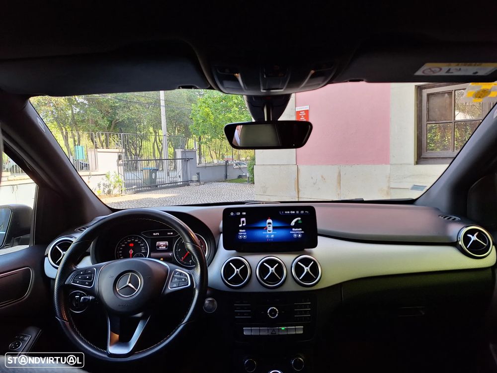 Mercedes-Benz B 180 d Style - 25