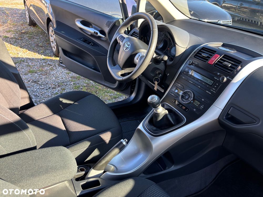 Toyota Auris 1.33 Dual-VVT-i Comfort - 10