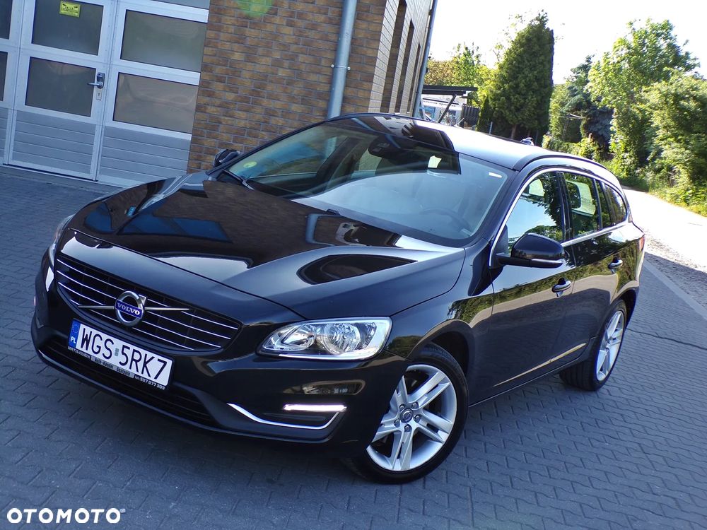 Volvo V60 D3 Summum - 11