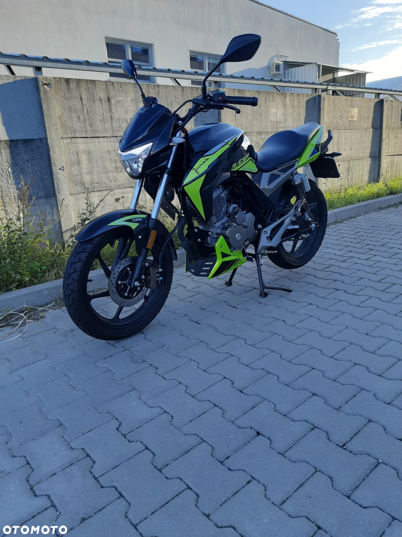 Junak 125 Racer - 10
